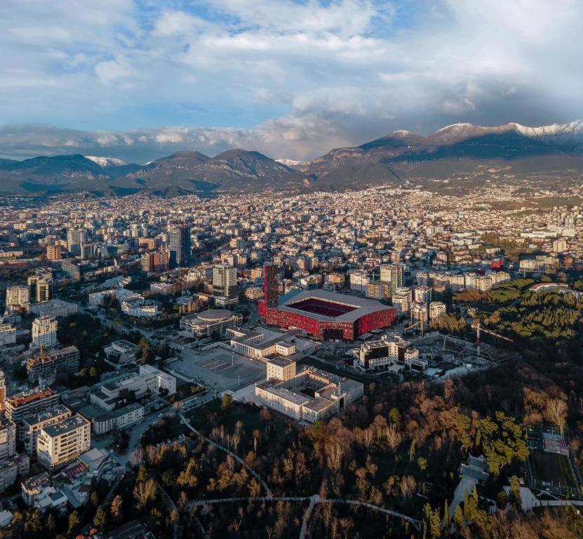 D&E Apartaments Tirana Exterior foto